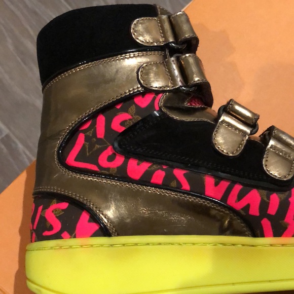 Louis Vuitton graffiti sneakers - Picture 12 of 16